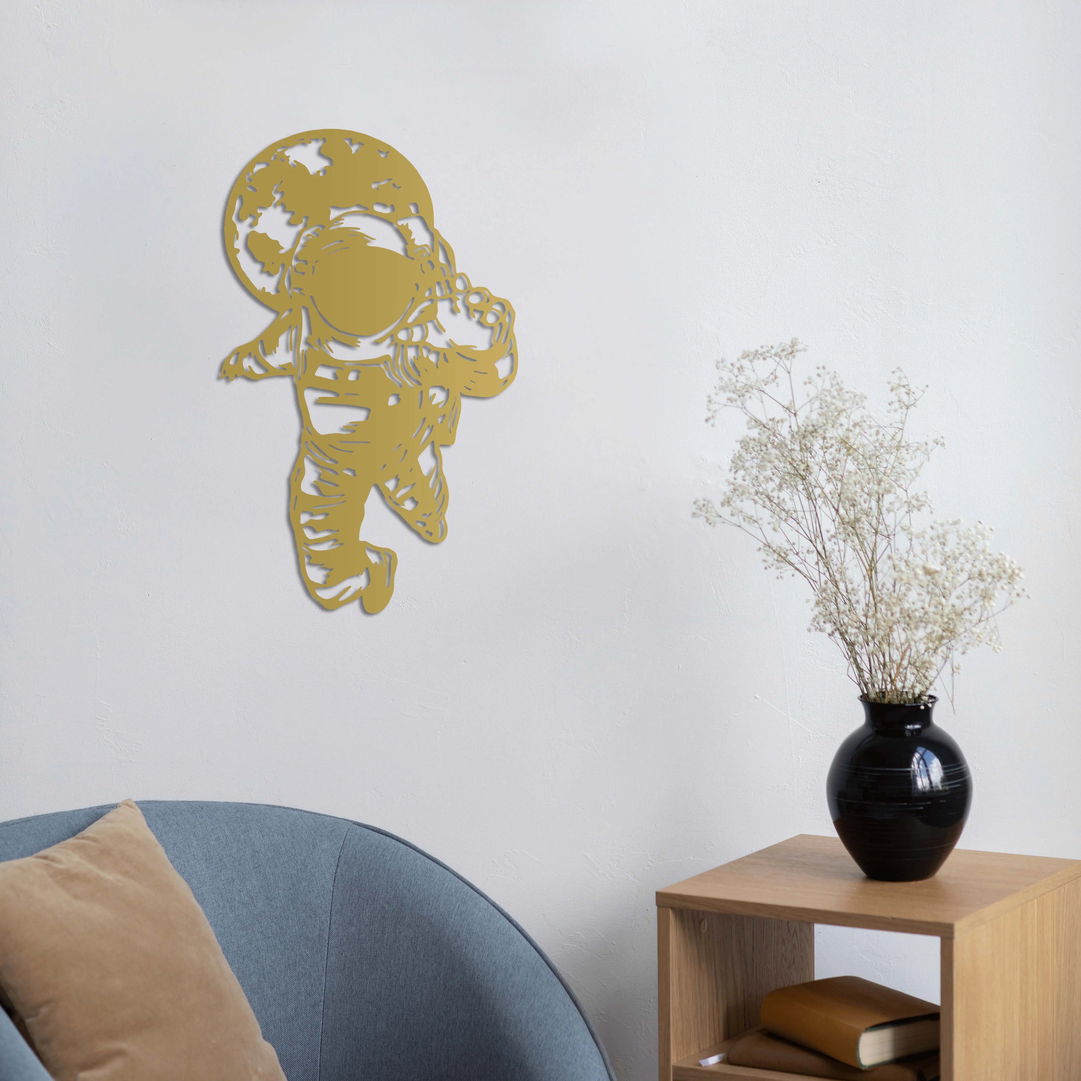 Astronot Rüyası Metal Duvar Dekoru Laser Artique