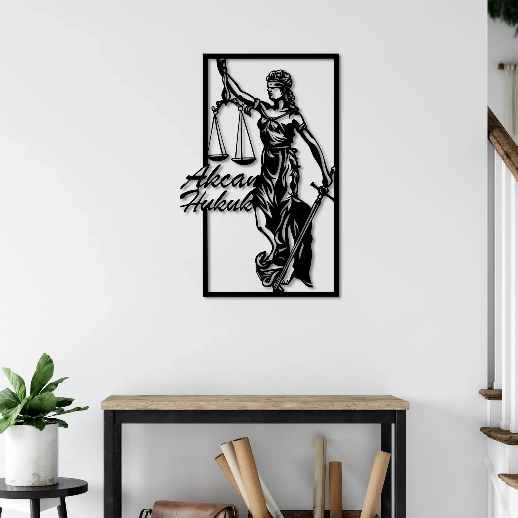 Hukukun Işığında Metal Duvar Dekoru Laser Artique