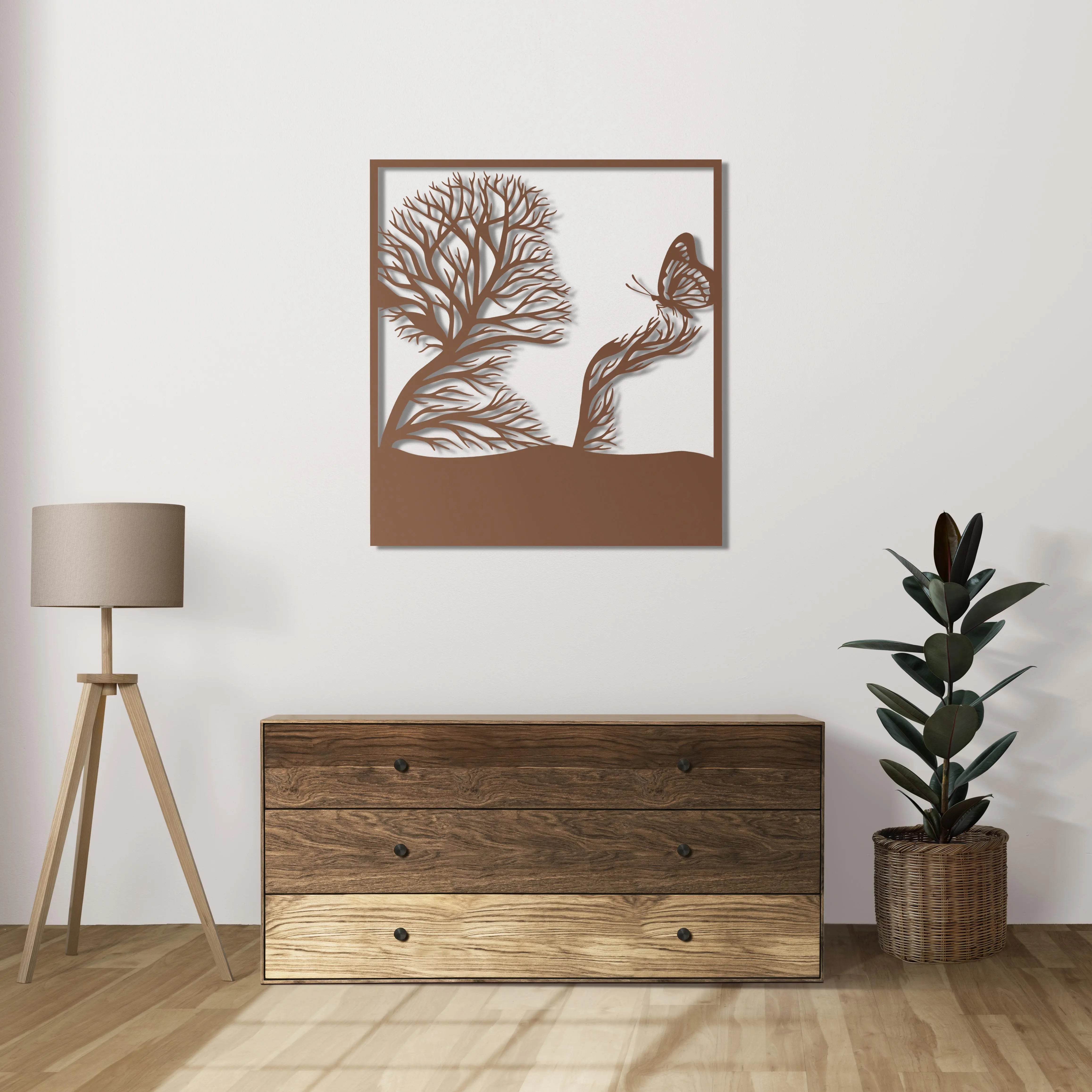 Kelebekli Kadın Metal Duvar Dekoru Laser Artique