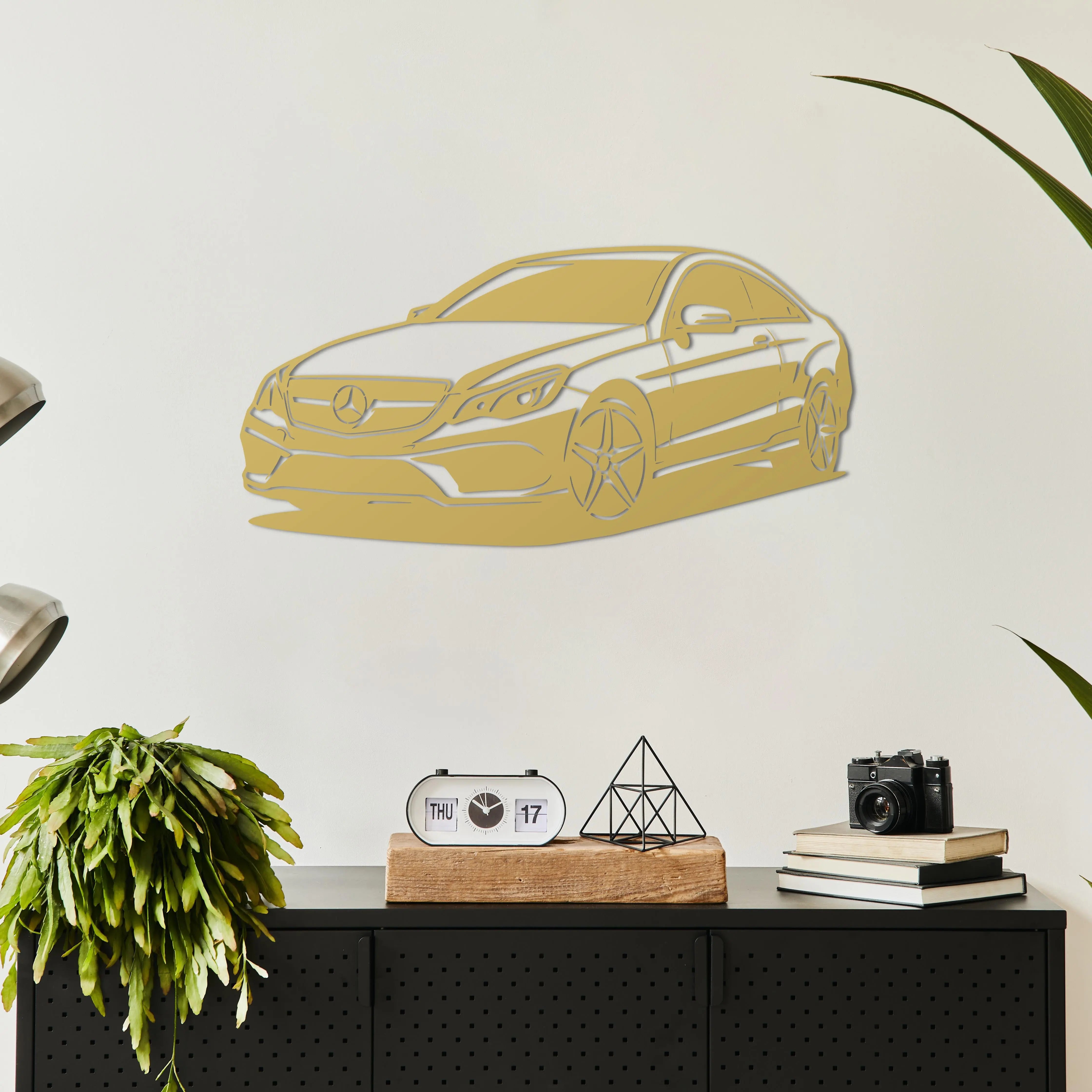 Mercedes-Benz E-Coupé – Araba Metal Duvar Dekoru Laser Artique