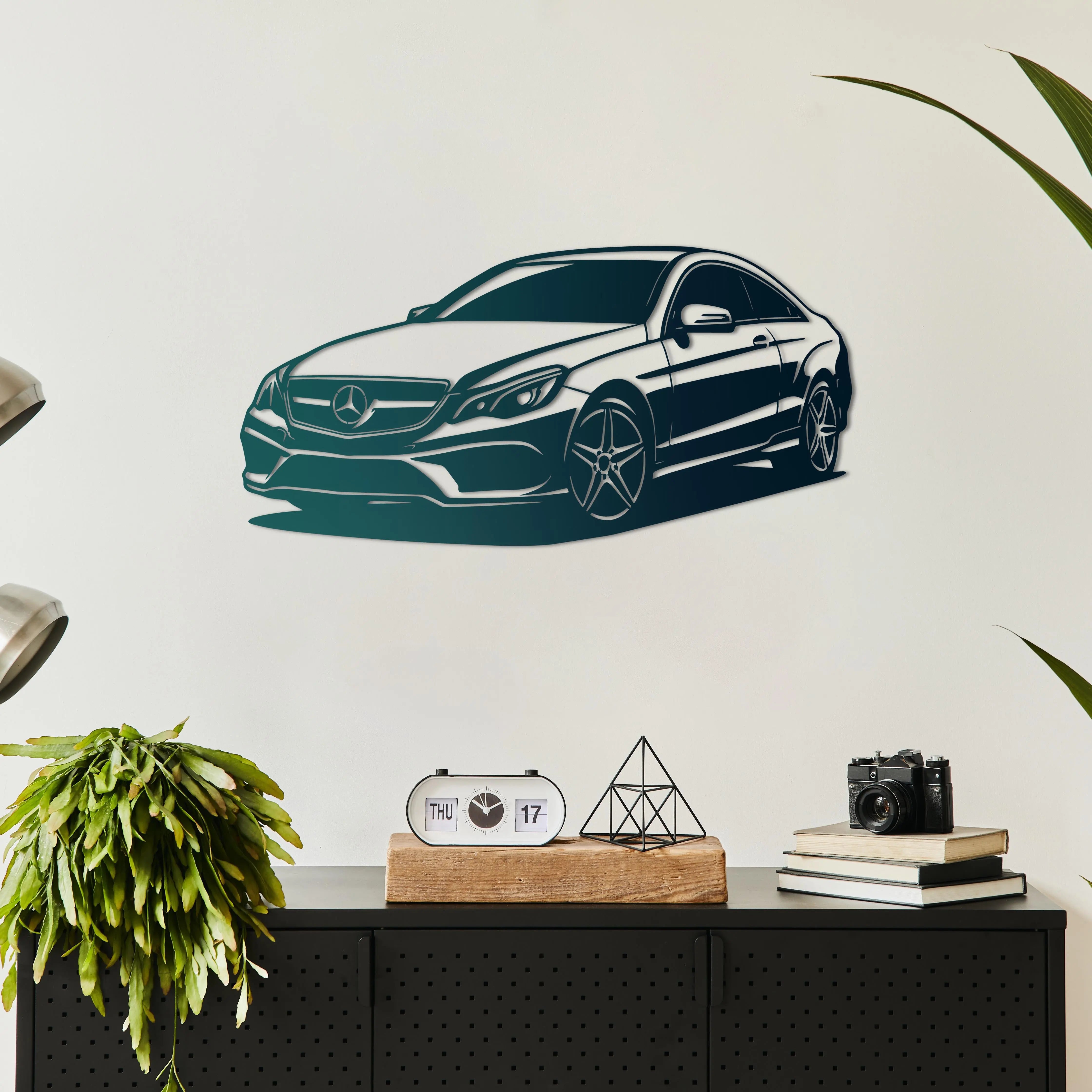 Mercedes-Benz E-Coupé – Araba Metal Duvar Dekoru Laser Artique